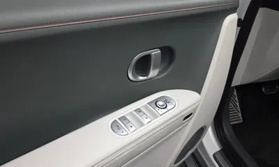 Hyundai Ioniq5 2022, 102417 км, за 17575.04 USD - фото 30
