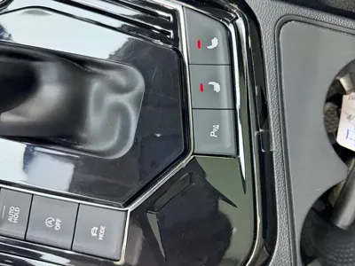 Volkswagen Tayron 2022, 33000 км, за 26381.43 USD - фото 9