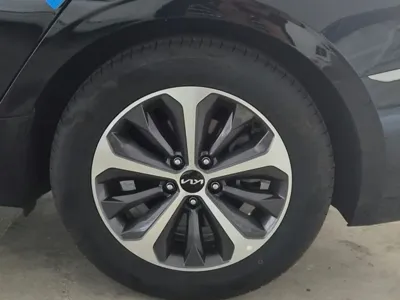 Kia K8 2023, 9224 км, за 16314.13 USD