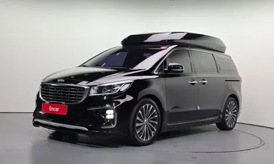 Kia Canival · 2019 год