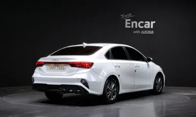 Kia K3 2022, 107706 км, за 7874.17 USD