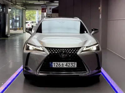 Lexus UX 2024, 42679 км, за 22974.92 USD