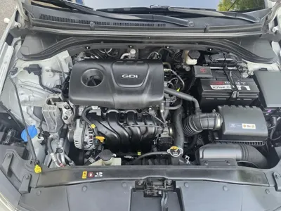 Hyundai Avante 2016, 49104 км, за 8008.4 USD - фото 20