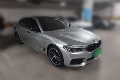 BMW 5 Series 2019, 91400 км, за 23418 USD