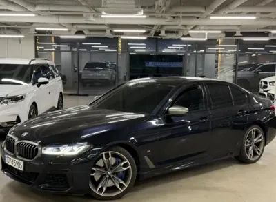 BMW 5-Series · 2022 год