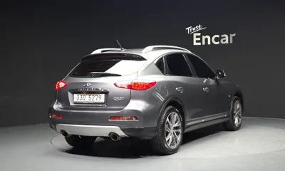 Infiniti QX50 2017, 123416 км, за 5939.87 USD