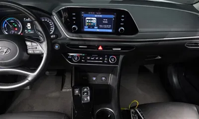 Hyundai Sonata 2022, 116802 км, за 10083.28 USD - фото 7