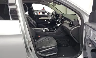 Mercedes-Benz GLC-Class 2019, 123384 км, за 15287.55 USD - фото 11