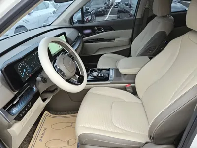 Kia Canival 2023, 72454 км, за 23387.63 USD - фото 10