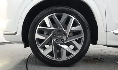 Hyundai Santafe 2023, 28025 км, за 19364.58 USD