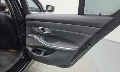 BMW 3-Series 2021, 37737 км, за 20217.93 USD - фото 25