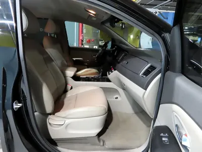 Kia Canival 2016, 179140 км, за 5842.2 USD - фото 7