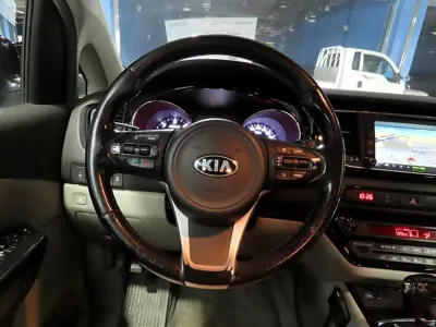 Kia Canival 2016, 179140 км, за 5842.2 USD - фото 9