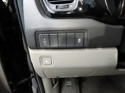 Kia Canival 2016, 179140 км, за 5842.2 USD - фото 14