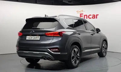 Hyundai Santafe 2019, 70537 км, за 13456.74 USD