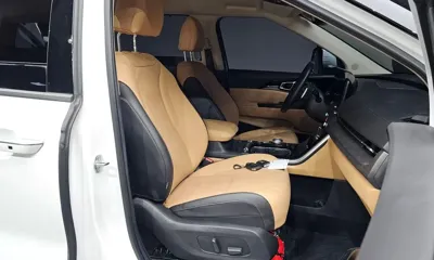 Kia Canival 2023, 53367 км, за 17551.84 USD - фото 11