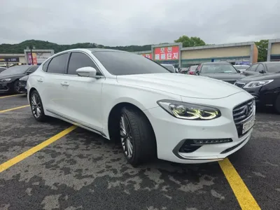 Hyundai Grandeur 2018, 120000 км, за 11205.22 USD