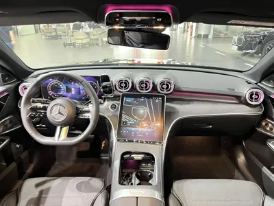 Mercedes-Benz C-Class 2024, 11000 км, за 32238.55 USD
