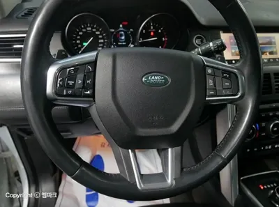 Land Rover Discovery Sport 2017, 144761 км, за 6423.84 USD - фото 8