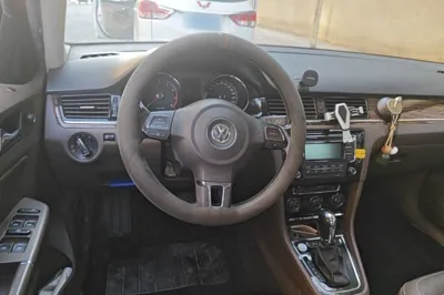 Volkswagen Bora 2014, 77100 км, за 3979 USD - фото 10