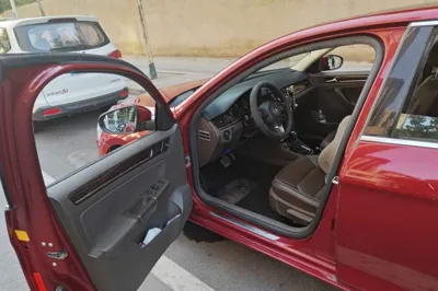 Volkswagen Bora 2014, 77100 км, за 3979 USD - фото 16