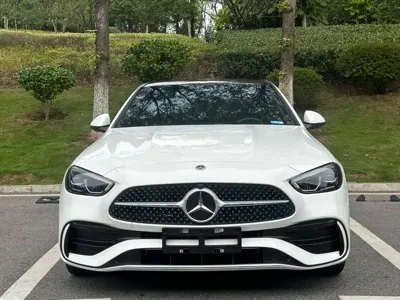 Mercedes-Benz C-Class 2023, 28000 км, за 24530.96 USD