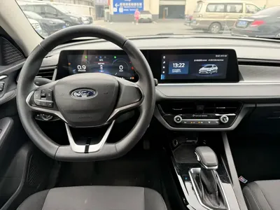 Ford Escort 2022, 20000 км, за 4855.7 USD - фото 6