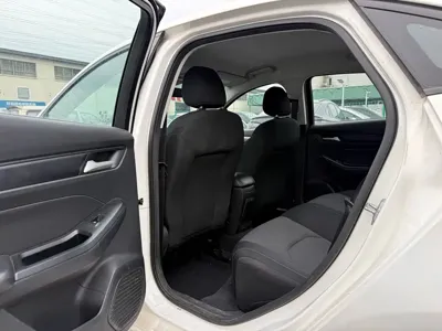 Ford Escort 2022, 20000 км, за 4855.7 USD - фото 8