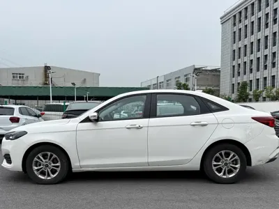 Ford Escort 2022, 20000 км, за 4855.7 USD - фото 13