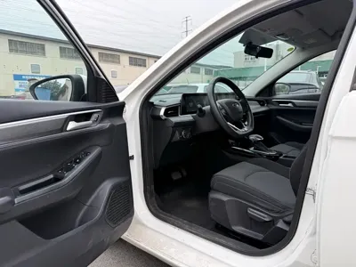 Ford Escort 2022, 20000 км, за 4855.7 USD - фото 14