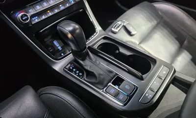 Hyundai Grandeur 2018, 159231 км, за 8788.28 USD - фото 9