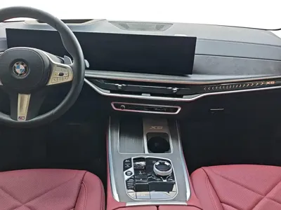 BMW X5 2025, 5000 км, за 77618.33 USD
