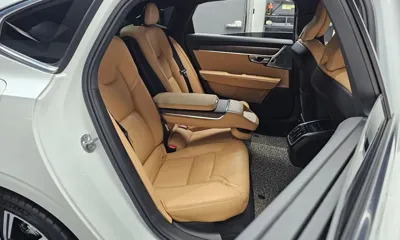 Volvo S90 2023, 35955 км, за 27483.42 USD - фото 12