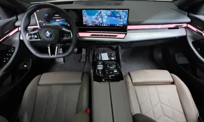 BMW 5-Series 2026, 4052 км, за 52154.98 USD - фото 7