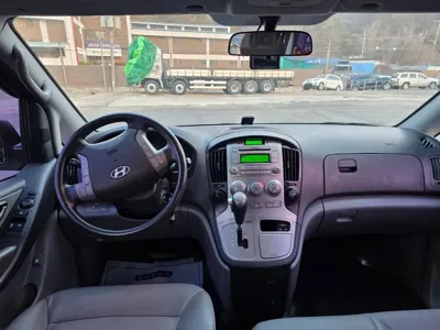 Hyundai Starex 2014, 72000 км, за 4745.5 USD - фото 7