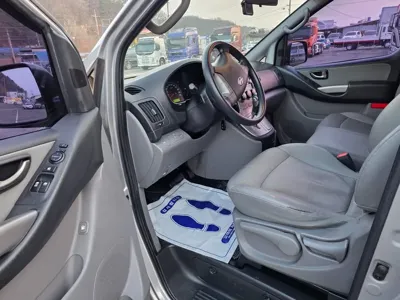 Hyundai Starex 2014, 72000 км, за 4745.5 USD - фото 8
