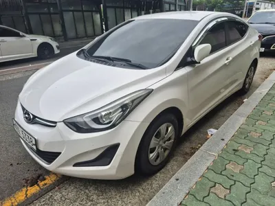 Hyundai Avante · 2014 год