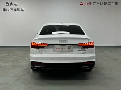 Audi A4L 2023, 31000 км, за 23333.62 USD