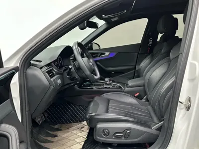 Audi A4L 2023, 31000 км, за 23333.62 USD - фото 13