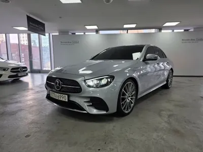Mercedes-Benz E-Class · 2022 год