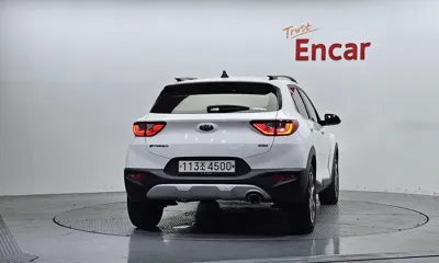 Kia Stonic 2020, 68649 км, за 8855.89 USD