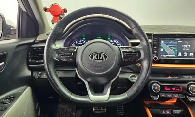 Kia Stonic 2020, 68649 км, за 8800.89 USD - фото 13