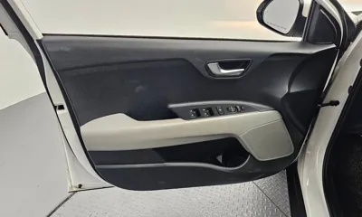 Kia Stonic 2020, 68649 км, за 8800.89 USD - фото 24