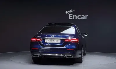 Mercedes-Benz E-Class 2021, 53663 км, за 23052.52 USD
