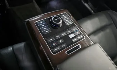 Hyundai Equus 2015, 159496 км, за 8342.09 USD - фото 19