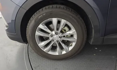 Hyundai Santafe 2016, 88883 км, за 7091.23 USD