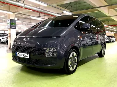 Hyundai Staria · 2025 год