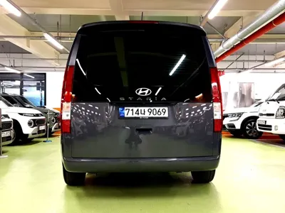 Hyundai Staria 2025, 3418 км, за 26046.74 USD