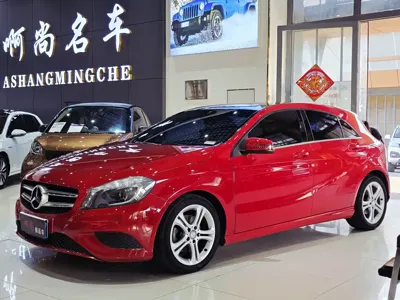 Mercedes-Benz A-Class (Import) · 2014 год