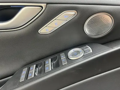 Genesis G80 2022, 122616 км, за 23442.07 USD - фото 11